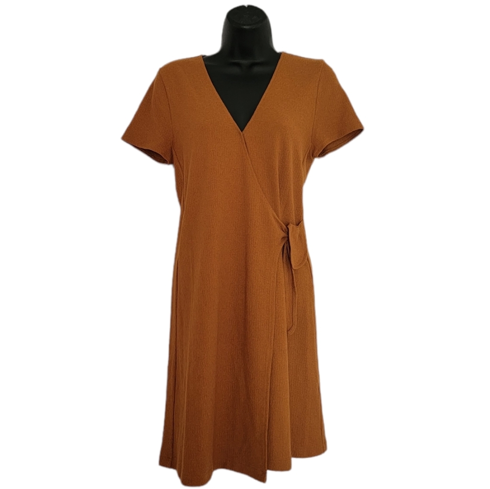 Madewell Wrap Dress - Picture 5 of 9